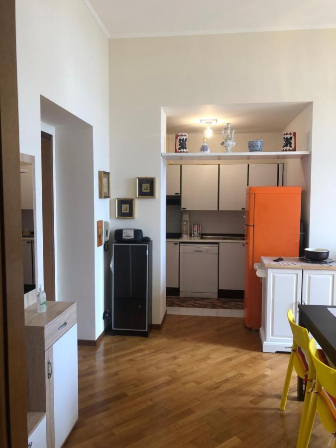 Casa Mic & Tig Διαμέρισμα Μενάτζιο Εξωτερικό φωτογραφία